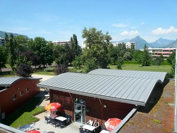Auberge De Jeunesse Hi Grenoble